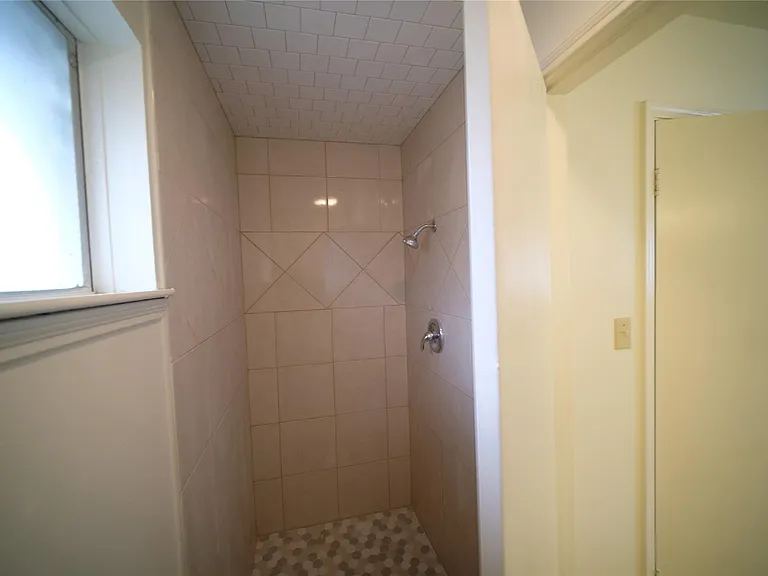 12618 Bexley Dr — Photo 18