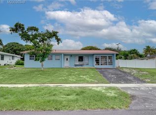 371 Saturn Ave, Tequesta, FL 33469