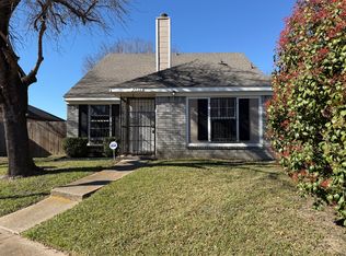 2719 Briarbank Cir, Dallas, TX 75227