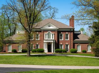 32 Mockingbird Valley Dr, Louisville, KY 40207