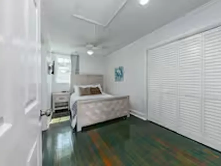 1422 Park Ave — Photo 9