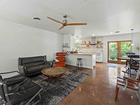 3rd image of 4505 Dudley Dr