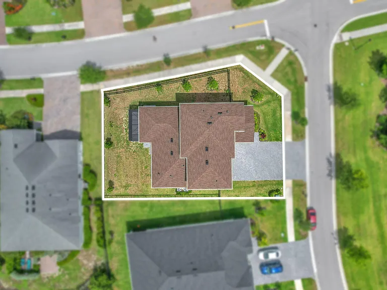 19270 Rolling Acres Rd — Photo 3