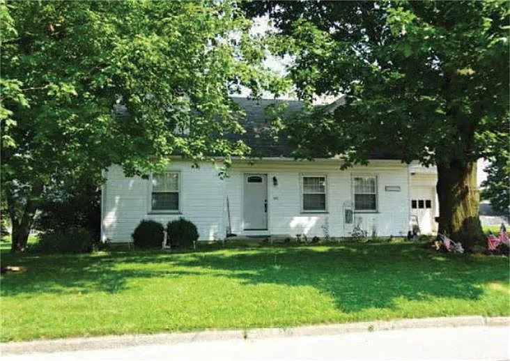 202 N Park St photo 1