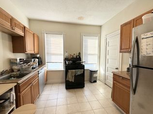 692 Columbia Rd #3A, Dorchester, MA 02125