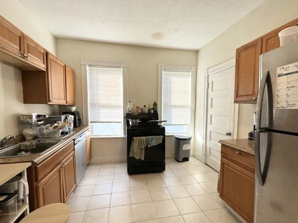 692 Columbia Rd, Dorchester, MA