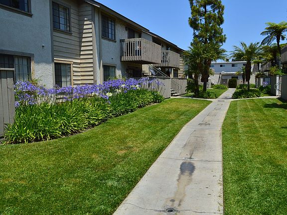 2nd image of 2555 W Lincoln Ave Unit 108