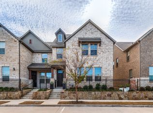 6816 Meadow Crest Dr, North Richland Hills, TX 76180