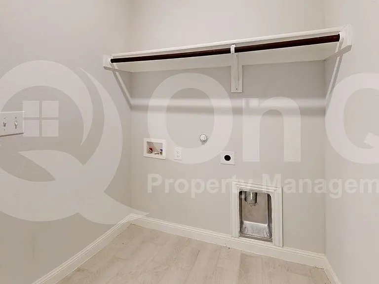 221 Santa Lucia Dr — Photo 19