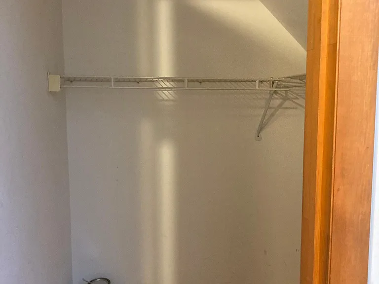 Bedroom 3 - Large Closet!