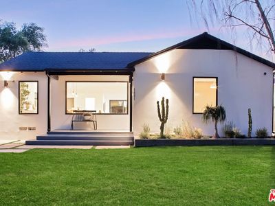 5631 Willis Ave, Los Angeles, CA, 91411