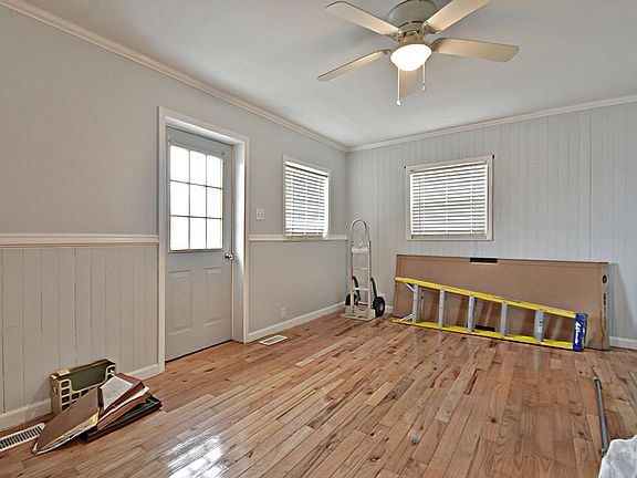 3rd image of 731 Ben Hur Ave
