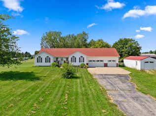 1131 N Nofsinger Rd, Metamora, IL 61548