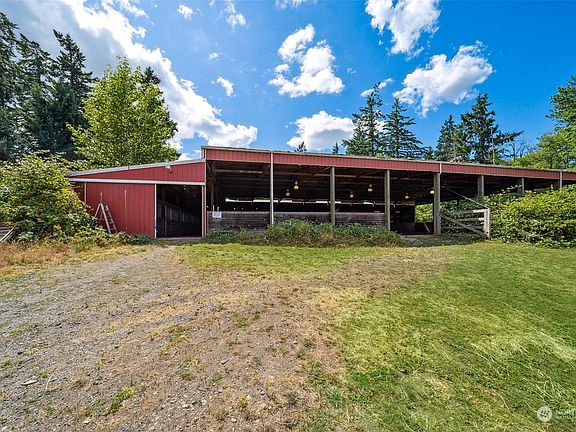 4th image of 11920 58th Avenue E