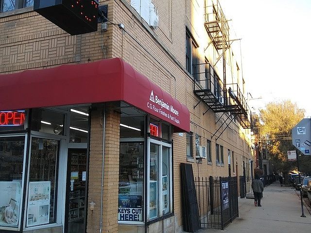 1st image of 1554 W Thomas St APT 2M