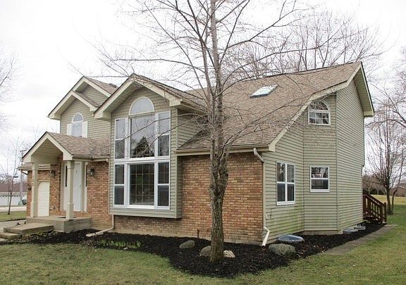 2nd image of 100 Juniper Dr