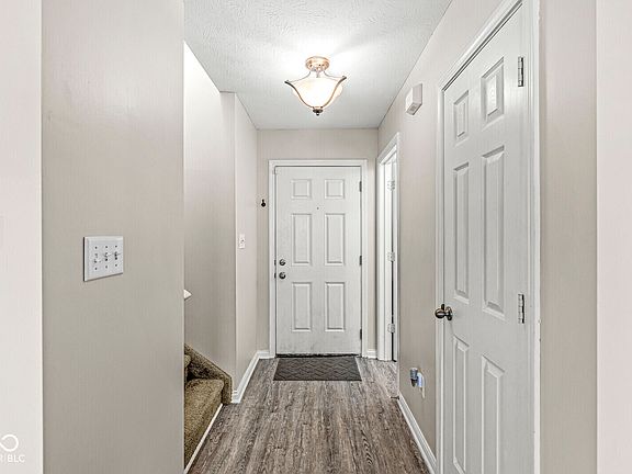 5th image of 218 Clear Branch Dr