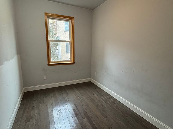 2nd image of 1011 Brandywine St #1
