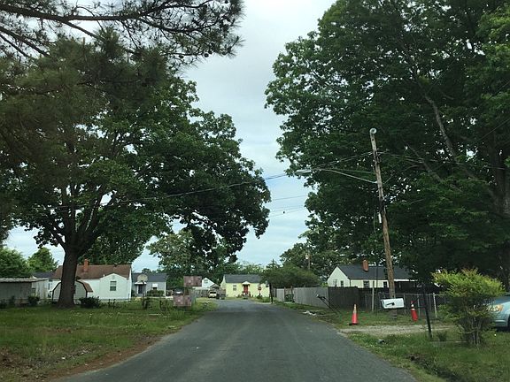 4th image of 3104 Maurice Ave