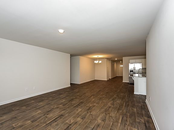 3rd image of 156 King Buck Dr