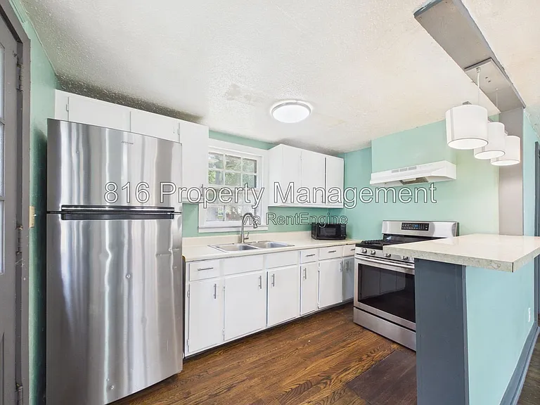 810 S Woodland Ave — Photo 6
