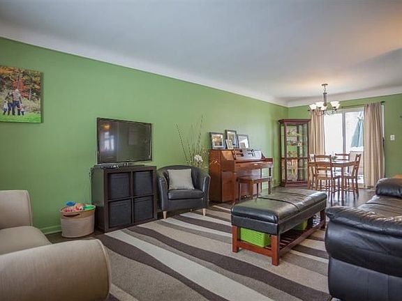 3rd image of 14437 Robinwood Dr