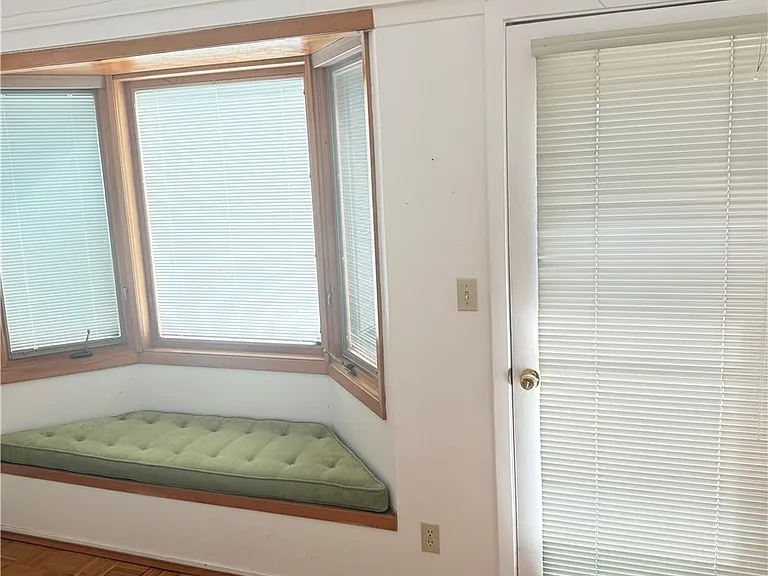 504 Cherry St — Photo 10