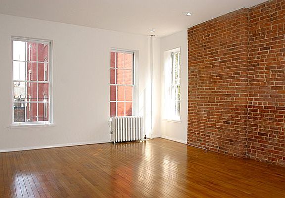 2nd image of 1590 2nd Ave APT 4RS