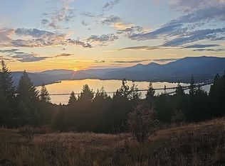 4 Windham Rd, Sagle, ID 83860