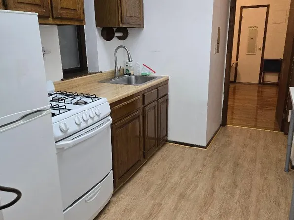 518 East 81st Street image 3 of 7