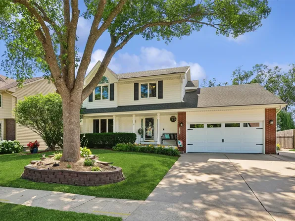 4318 101st St, Urbandale, IA 50322