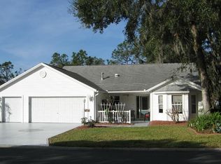 410 Loma Paseo Dr, Lady Lake, FL 32159