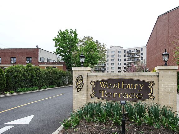 4th image of 135 Post Ave APT 1I