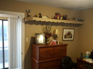 1718 E 33rd St, Des Moines, IA 50317