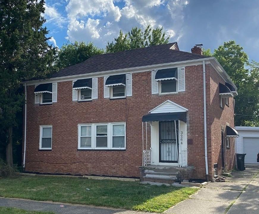 1st image of 3264 E 149th St #1
