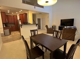 8 Taft Ln, Morristown, NJ 07960