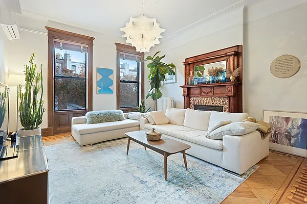 Rented by Garfield Realty  | media 43