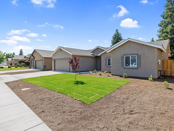3rd image of 3427 E Grove Avenue