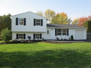 5501 Taormina Dr, Clay, NY 13041