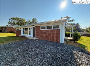148 Brook Ln, West Jefferson, NC 28694