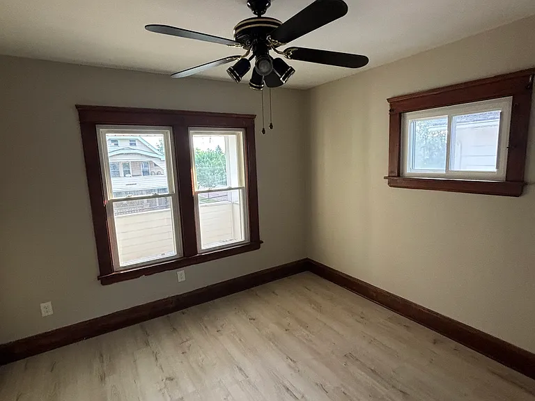 15406 Holmes Ave #1 — Photo 4