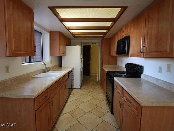 5th image of 4412 N Camino Ferreo