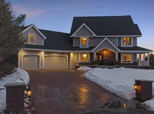 875 Mark Avenue Ct N, Lake Elmo, MN 55042
