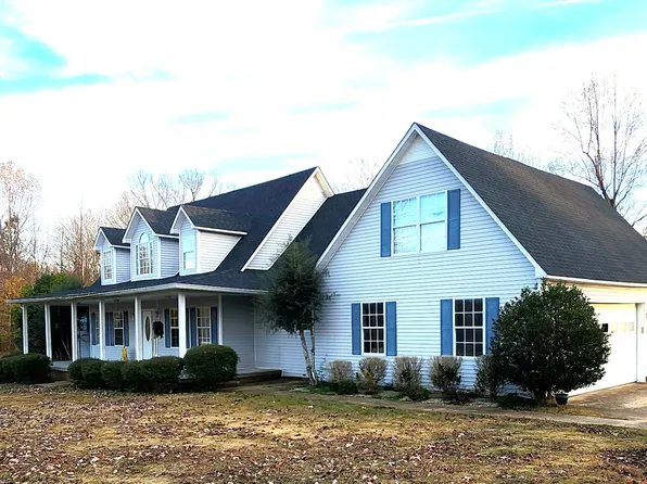125 Blackberry Hill Ln, Lexington, TN 38351