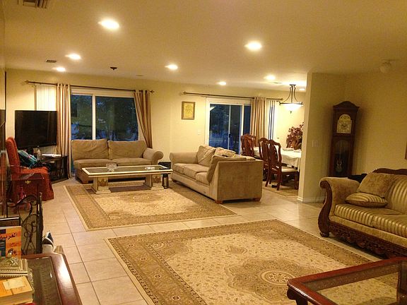 3rd image of 7246 Fallbrook Ave