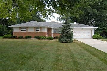 1st image of 983 Marland Dr S