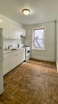 5th image of 45-21 45th St #2R
