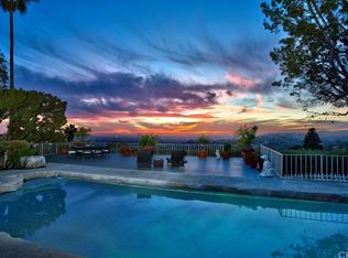 11041 Hunting Horn Dr, Santa Ana, CA 92705