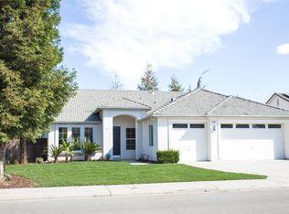 2907 Twain Ave, Clovis, CA 93611