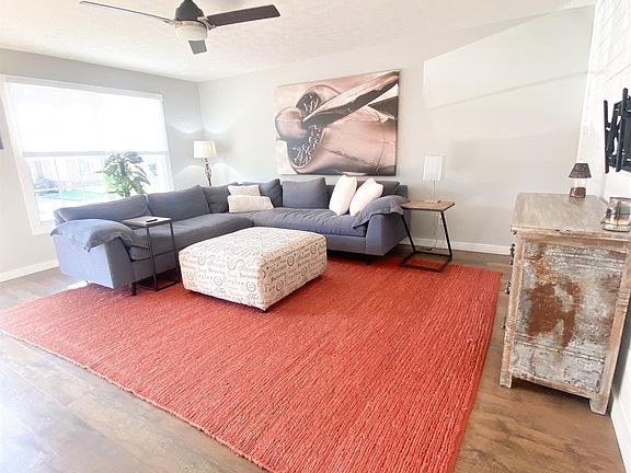 3rd image of 605 Northwynd Cir